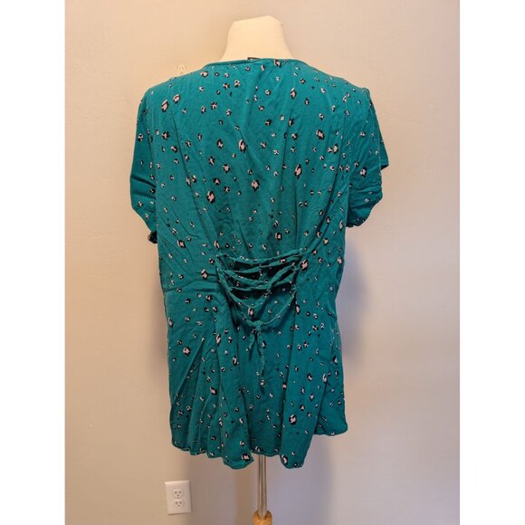 Torrid size 3XL Emerald Green Leopard Corset Back Blouse - Picture 2 of 4